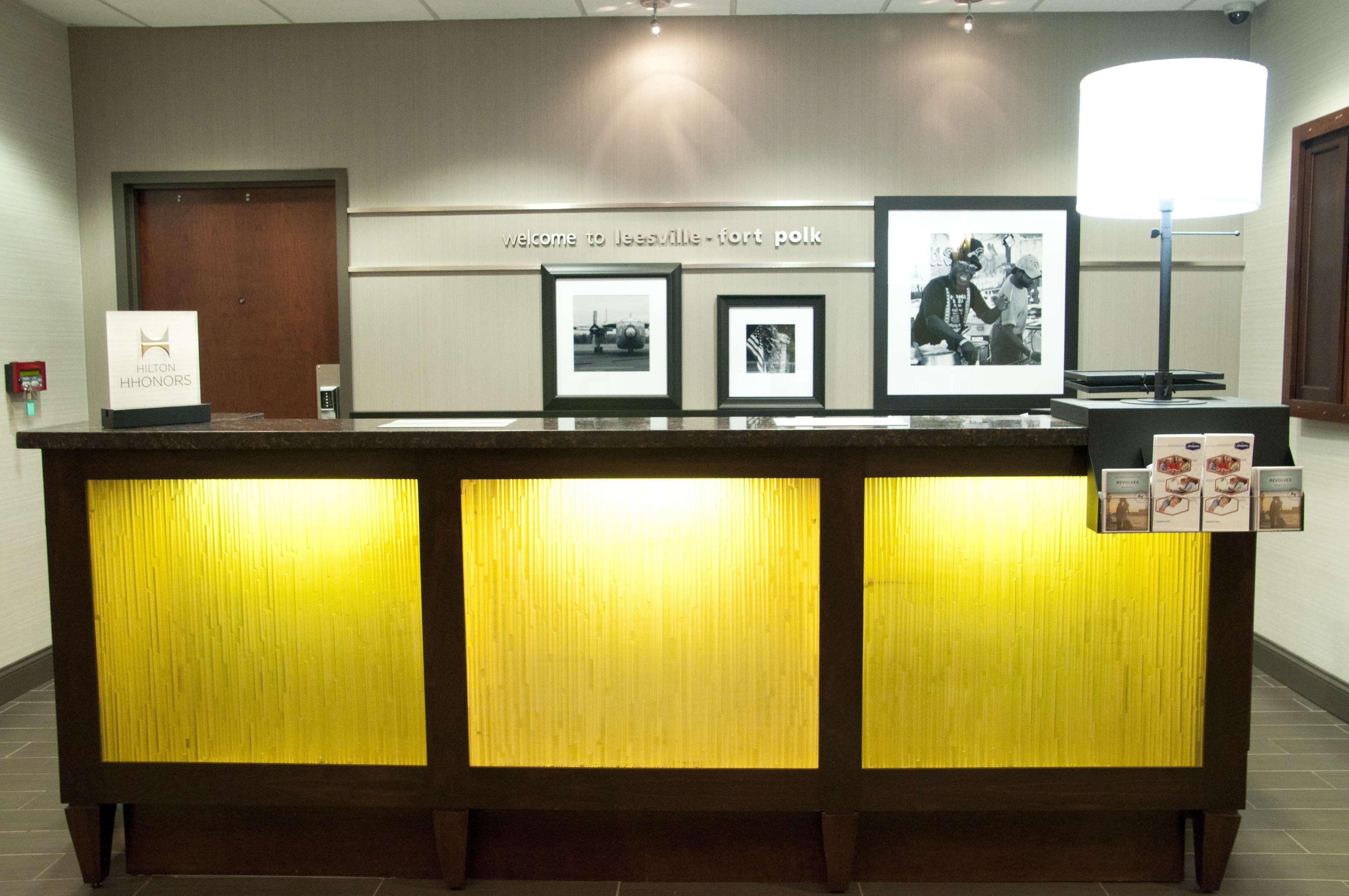 Hampton Inn Leesville Exterior foto