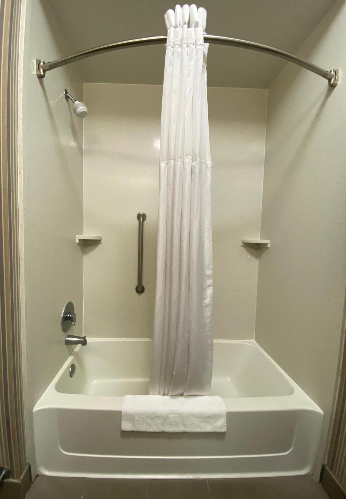 Hampton Inn Leesville Exterior foto
